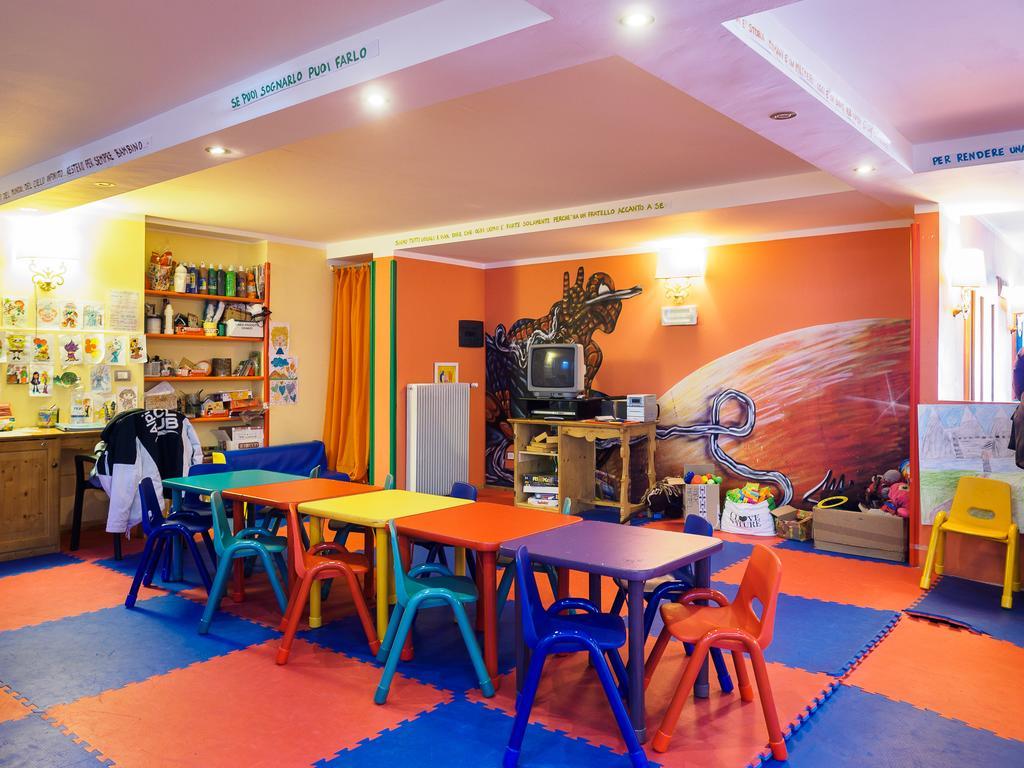 Park Hotel Folgarida Εξωτερικό φωτογραφία