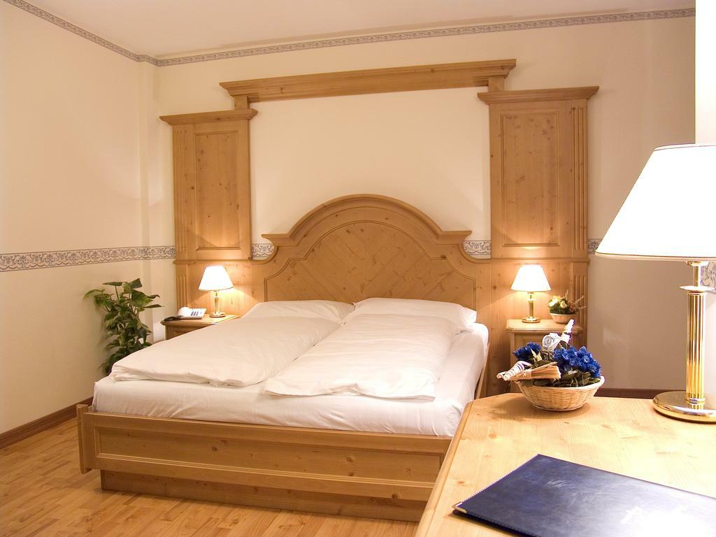 Park Hotel Folgarida Εξωτερικό φωτογραφία